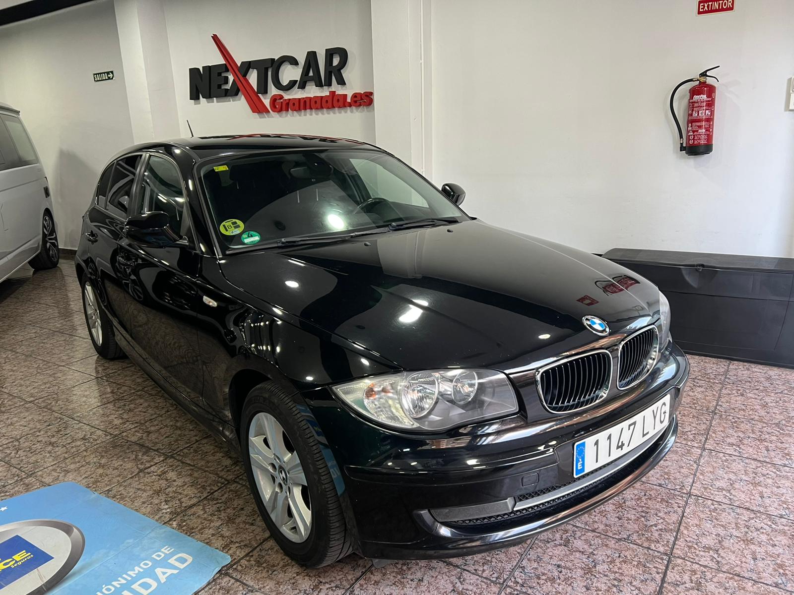 00050_BMW_116d_Negro (1)